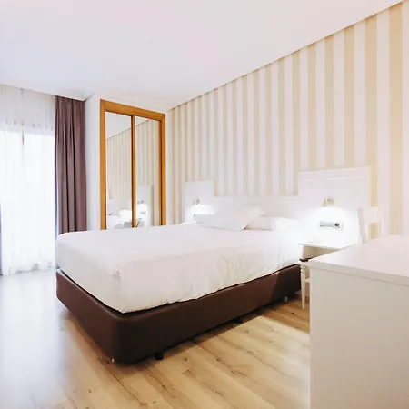 Alfonso I 4* Tui